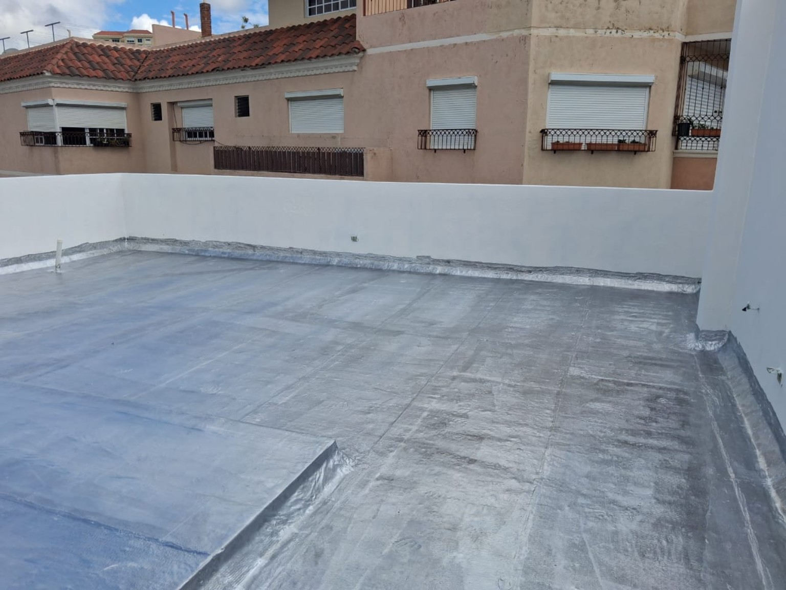 Impermeabilización terminada en Torre Sky 01, apartamento R10